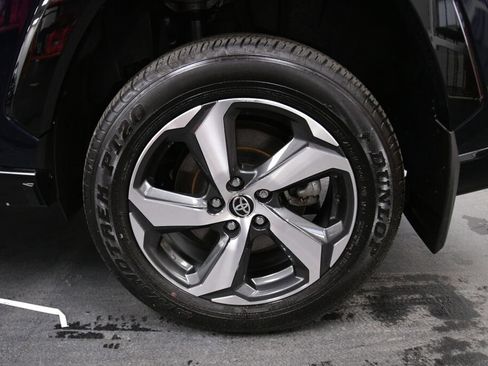 Certified 2023 Toyota RAV4 SE image 33