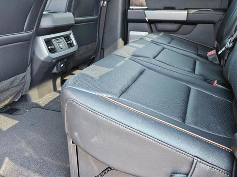 New 2025 Ford F350 Lariat w/ Lariat Ultimate Package image 16
