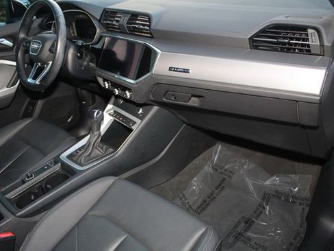 Used 2022 Audi Q3 2.0T Premium image 27
