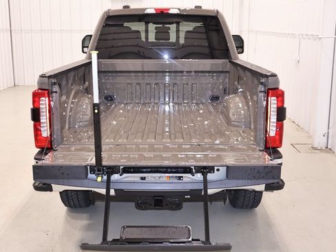 New 2026 Ford F350 4x4 Crew Cab Super Duty image 37