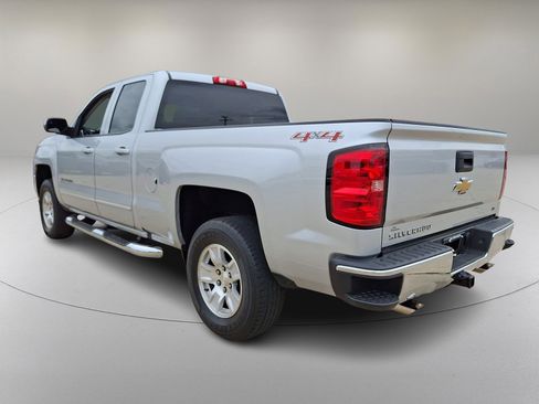 Used 2017 Chevrolet Silverado 1500 LT w/ All Star Edition AWD/4WD image 7