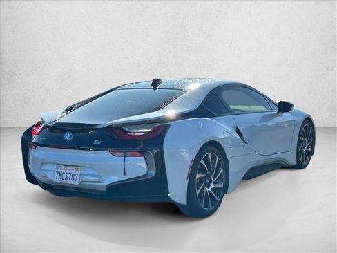 Used 2015 BMW i8 image 5