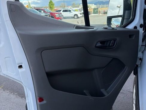 Used 2023 Ford Transit 350 XLT RWD image 5