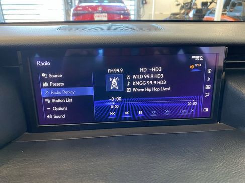 Used 2018 Lexus RC 300 image 11