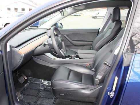 Used 2020 Tesla Model Y Long Range image 11