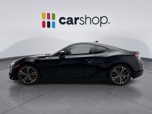 Used 2015 Scion FR-S RWD image 2