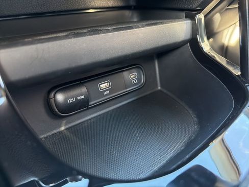 Certified 2024 Kia Seltos S image 20