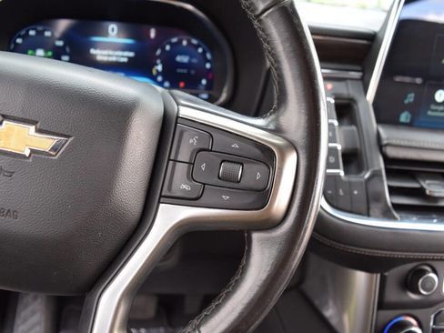 Used 2022 Chevrolet Suburban LT RWD image 64