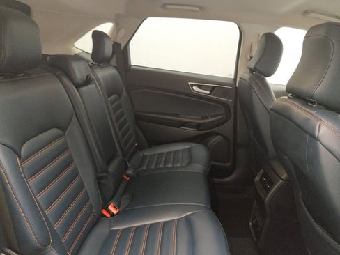 Used 2022 Ford Edge SEL w/ Sport Appearance Package AWD/4WD image 19