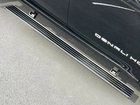 Used 2024 GMC Sierra 3500 Denali Ultimate image 21