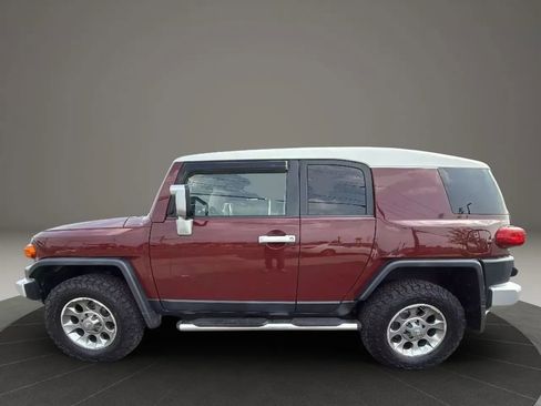 Used 2011 Toyota FJ Cruiser 4WD image 8