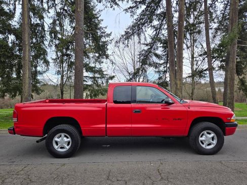 Used 2000 Dodge Dakota SLT image 1