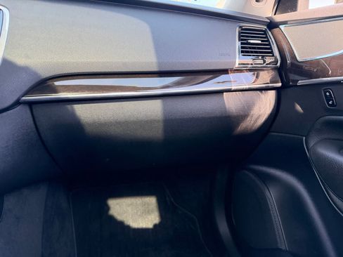 Used 2018 Volvo XC90 T6 Momentum w/ Convenience Package AWD/4WD image 17