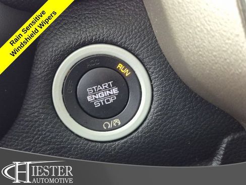 Used 2019 RAM 1500 Laramie AWD/4WD image 28