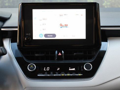 Certified 2025 Toyota Corolla LE image 19