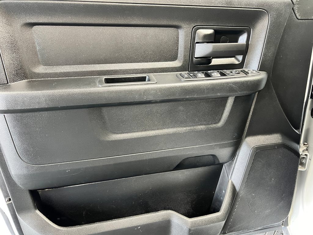 Used 2024 RAM 3500 Tradesman AWD/4WD image 20