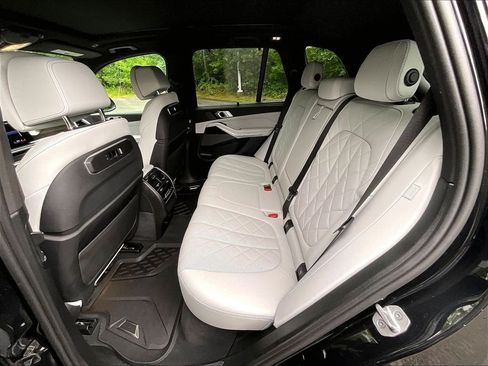 Used 2024 BMW X5 xDrive40i w/ Premium Package AWD/4WD image 15