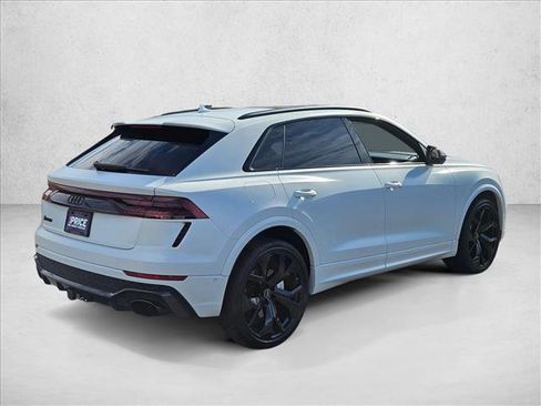 Used 2021 Audi RS Q8 w/ Carbon Optic Package image 5