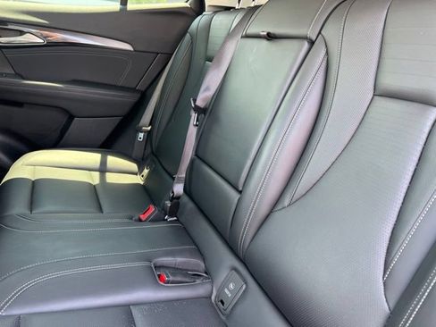 Used 2024 Buick Envision Preferred AWD/4WD image 31