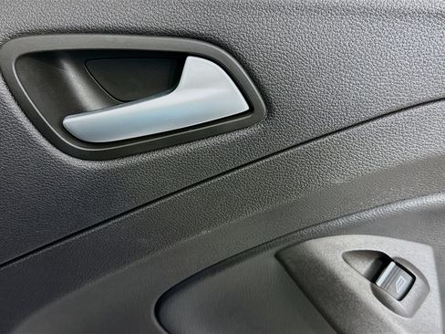 Used 2019 Ford Escape SEL image 30