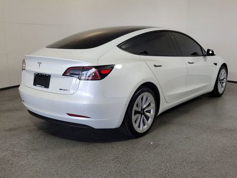 Used 2021 Tesla Model 3 Standard Range Plus RWD image 6