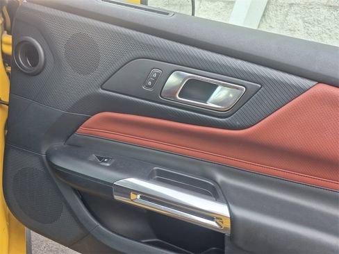 Used 2024 Ford Mustang Premium image 21