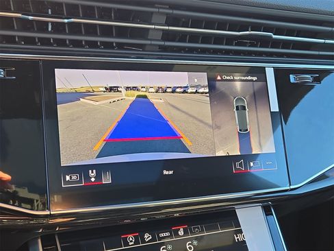 New 2026 Audi Q8 Premium Plus image 18