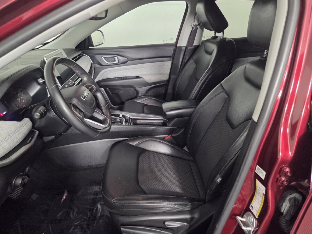 Used 2022 Jeep Compass Latitude AWD/4WD image 8