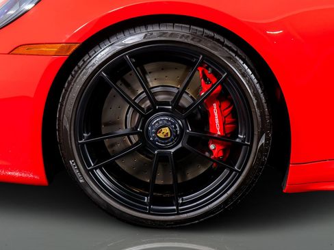 Used 2024 Porsche 911 Carrera GTS image 21