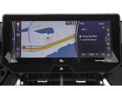 Used 2022 Toyota Venza XLE image 16