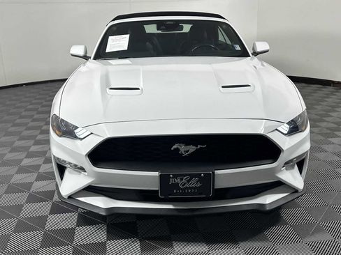 Used 2022 Ford Mustang Premium image 2