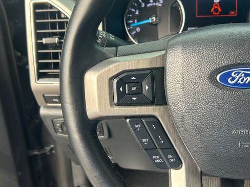 Certified 2022 Ford F350 Platinum image 46