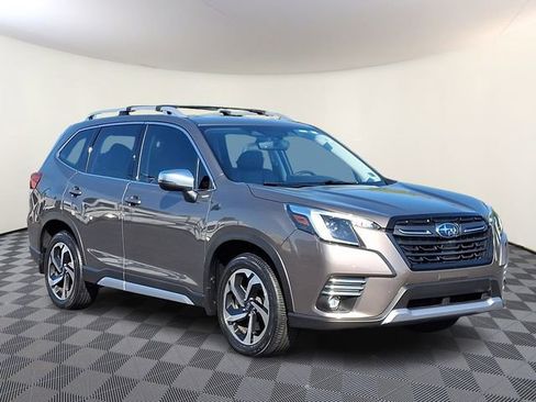 Used 2024 Subaru Forester Touring AWD/4WD image 1
