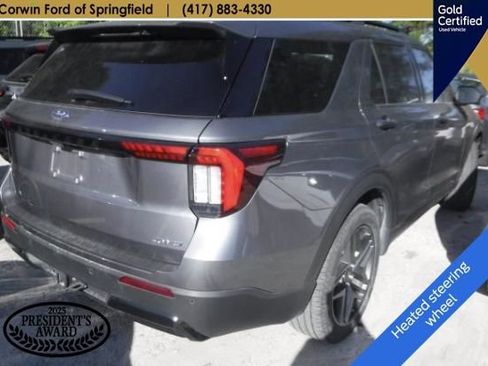 Used 2025 Ford Explorer ST-Line w/ ST-Line Street Pack AWD/4WD image 12