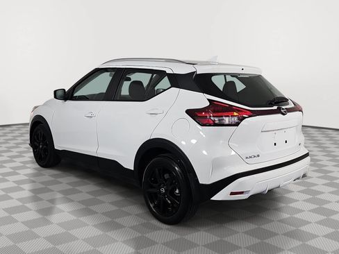 Used 2024 Nissan Kicks SV FWD image 6