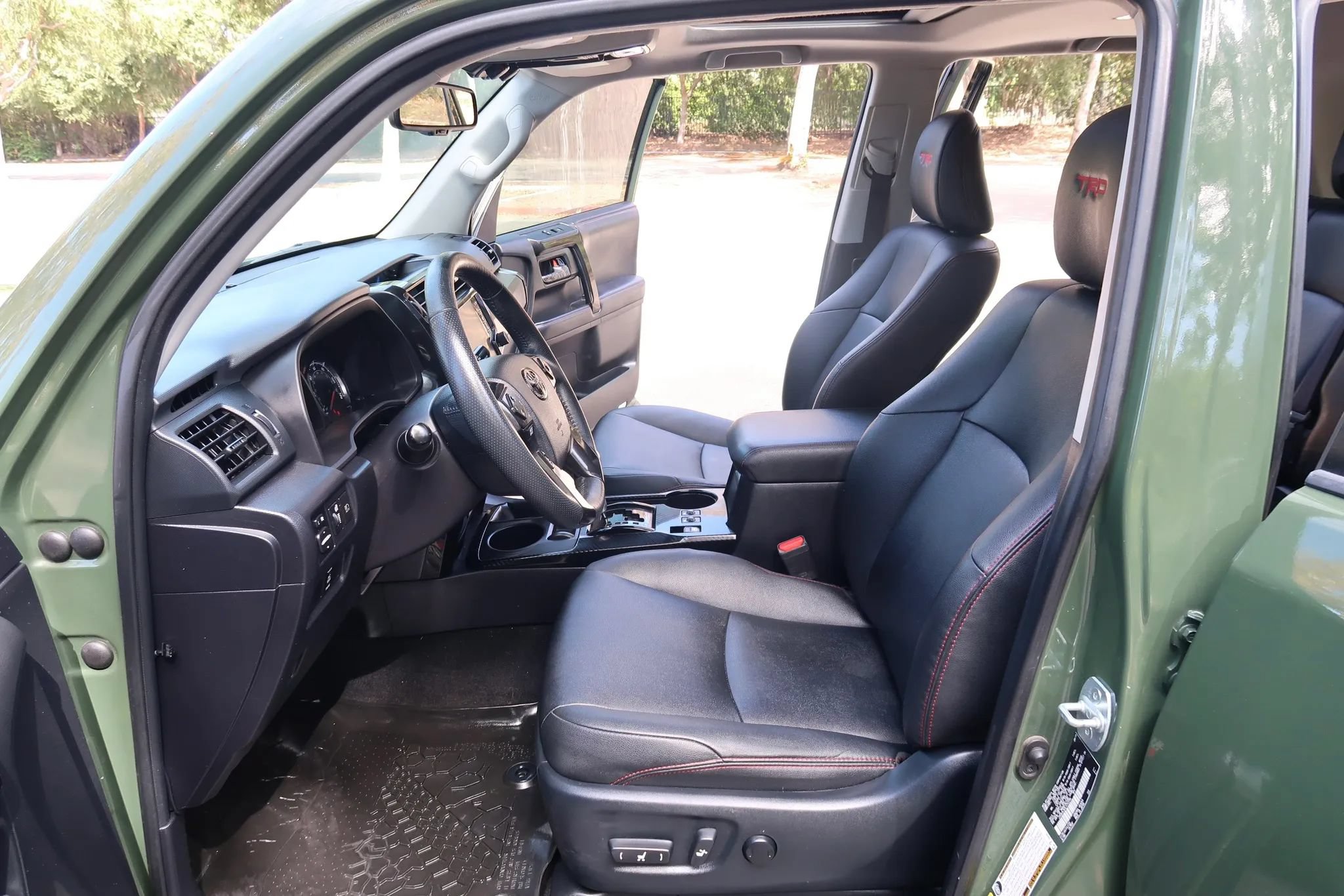 Used 2020 Toyota 4Runner TRD Pro AWD/4WD image 14