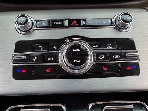 Used 2022 Lincoln Aviator AWD w/ Premium Package image 29