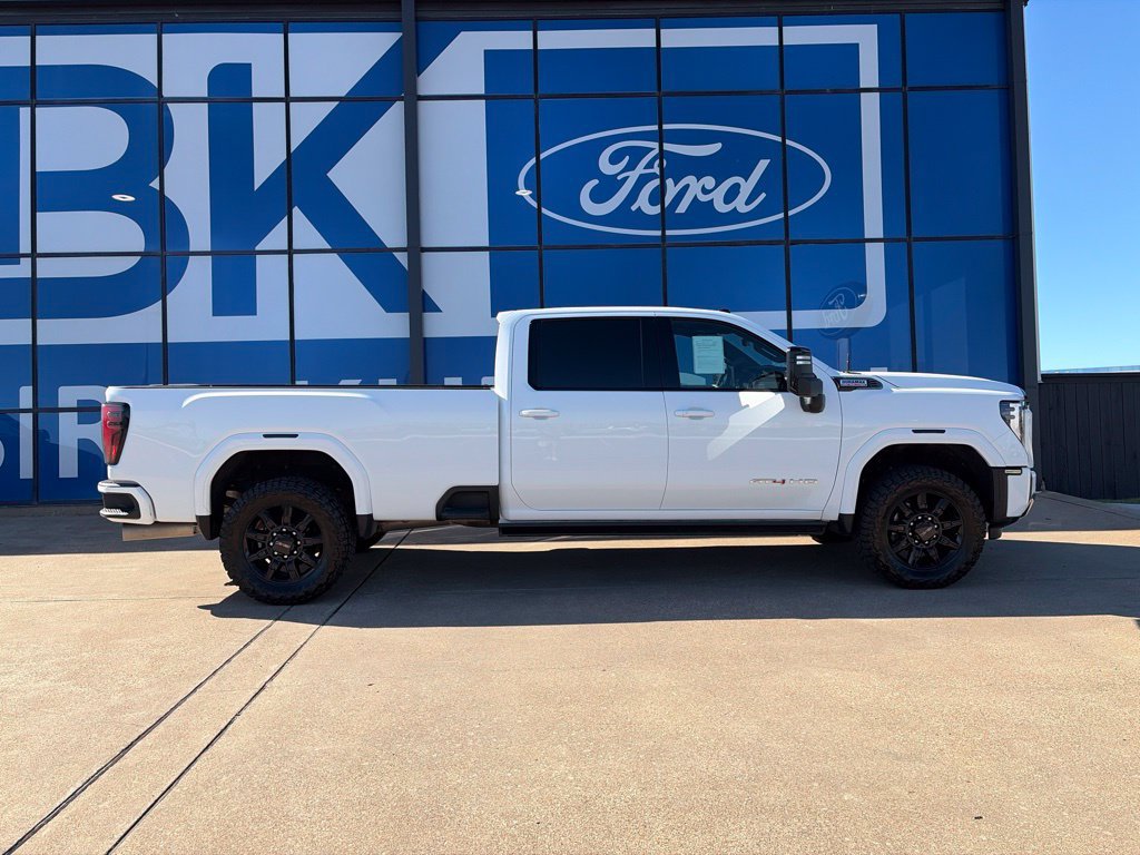 Used 2025 GMC Sierra 3500 AT4 w/ AT4 Premium Plus Package AWD/4WD image 8