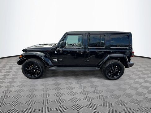 Used 2023 Jeep Wrangler Unlimited Sahara w/ Cold Weather Group AWD/4WD image 9