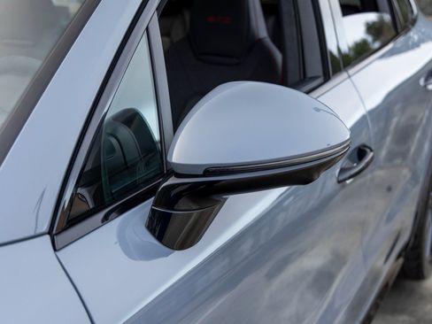 New 2026 Porsche Cayenne GTS image 17