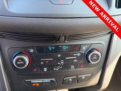 Used 2018 Ford Escape SEL image 19