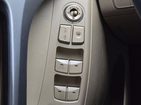 Used 2013 Hyundai Elantra GLS image 13