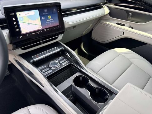 New 2026 Lincoln Nautilus Premier w/ Jet Appearance Package image 25