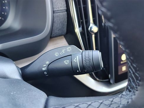 New 2026 Volvo XC90 B6 Plus image 17