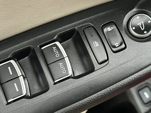 Used 2018 Honda Accord LX image 14