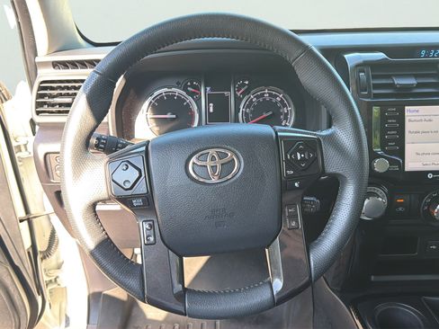 Used 2021 Toyota 4Runner TRD Off-Road Premium w/ Moonroof Package AWD/4WD image 30
