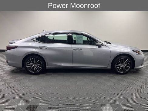 Certified 2025 Lexus ES 300h w/ Premium Package FWD image 4