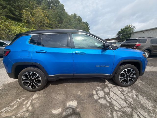 Used 2023 Jeep Compass Limited AWD/4WD image 6