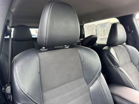 Used 2024 Mitsubishi Outlander SE FWD image 30