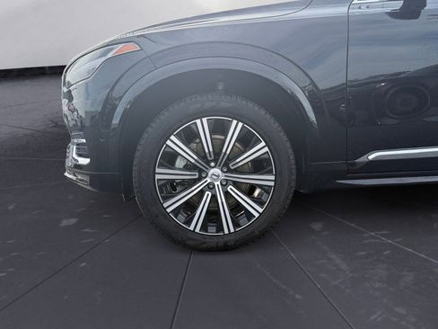 New 2025 Volvo XC90 B6 Plus w/ Protection Package Premier image 14